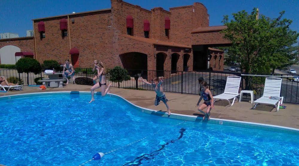 Baldknobbers Motor Inn Branson Ngoại thất bức ảnh